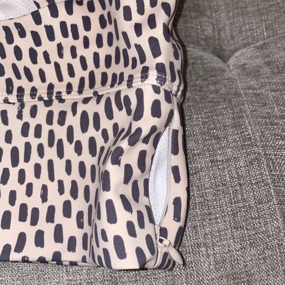 Senita Athletics Longline Spotted Strappy Sports Bra - Picture 4 of 5